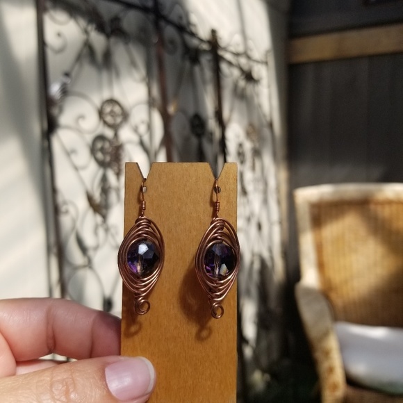 Copper and gem weaved earrings - Picture 2 of 5